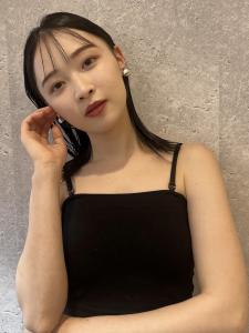 三軒茶屋_レディース_セミロング_ブラック_ウェット_耳掛け - HAIR & MAKE EARTH 三軒茶屋店掲載