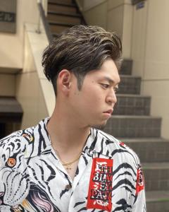 日本橋美容室　金メッシュ　かきあげリバースショート - ドルクス日本橋掲載