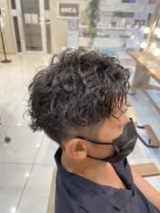 メンズショート×緩め無造作スパイラル - CREA本厚木掲載