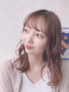 ゆるふわ ?大人巻き髪　カジュアル　シースルーバング - Bruder掲載