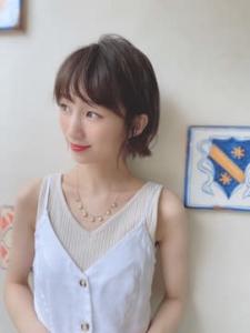 大人ボブ　タイトボブ　ミニボブ　外ハネ　カジュアル ボブ - Bruder掲載