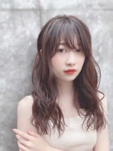 大人カジュアル　大人巻き髪　セミロング　透け感　ウェーブ - Bruder掲載