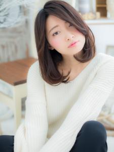 アシンメトリーかき上げ小顔エアリーミディ　グレージュカラー - mod's hair【モッズヘア】越谷/越谷西口店掲載