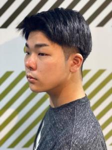 大人カッコいい20代30代40代代以上2ブロックスタイル - BARBER-BAR 四谷店掲載