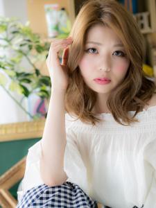 外国人風バレイヤージュ小顔エアリーミディ　ハイトーンカラー - COVER HAIR & SPA bliss 浦和西口店【カバー ヘア アンド スパ ブリス】掲載