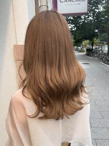 艶感ミルクティベージュカラー - e.m.a PREMIUM BEAUTY SALON掲載