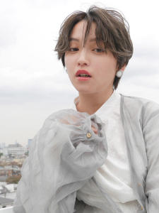 三軒茶屋_レディース_ショート_グレージュ_ハイトーン_小顔 - HAIR & MAKE EARTH 三軒茶屋店掲載