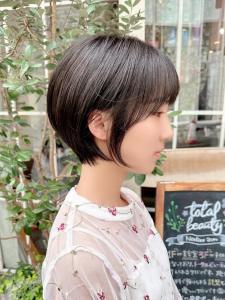 大人かわいいショートボブ斜めバング20代30代40代アッシュ - Neolive aim 横浜店掲載