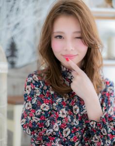 バレイヤージュアシンメトリー韓国風段カット　カーキベージュ - mod's hair【モッズヘア】越谷/越谷西口店掲載