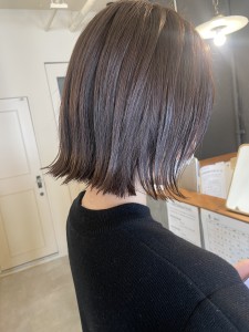 大人切りっぱなしボブ - RoLLy hair design hiroshima掲載