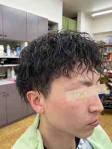 ツイストスパイラルパーマ - CUT CLUB 髪切虫掲載