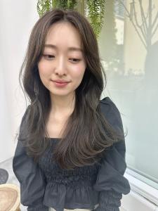 【エレン池袋】小顔カット×大人気くびれミディ　センターパート - ElEn. 似合わせ小顔カット&髪質改善サロン 池袋掲載
