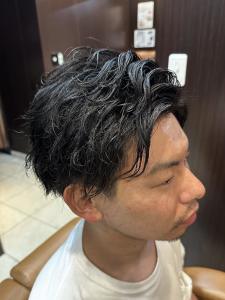 【男磨き】ツイストパーマ・ビジネスカジュアル - ヘアーモードキクチ 神田日銀通り店掲載