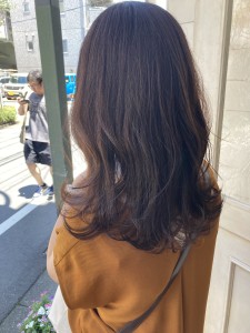 外ハネミディアムウルフレイヤー世田谷区美容室 - CHAINON掲載
