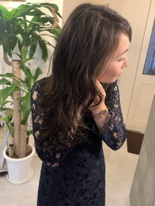 ロングレイヤーパーマ - RoLLy hair design hiroshima掲載