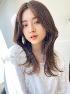10代20代大人かわいい韓国ヘア/かき上げ/センターパート長 - 韓国ヘア STAR TOKYO 渋谷【レイヤーカット/メンズ/パーマ/メンズカット】掲載