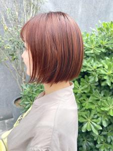 オレンジベージュカラー　ワンレン切りっぱなしボブ ミニボブ - MANOHARU掲載