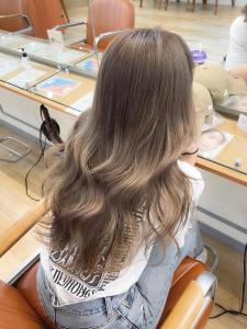 ミルクティーベージュ　ハイトーン韓国ヘア【横浜】 - Neolive aim 横浜店掲載