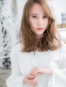 外国人風バイヤージュ暖色系カラーセミディ　ニュアンスカラー - mod's hair【モッズヘア】越谷/越谷西口店掲載