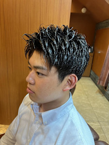 ビジネスショートツーブロック - ヘアーモードキクチ 銀座店掲載