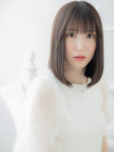 アッシュオリーブ前下がり艶髪エアストレート　グレージュカラー - mod's hair【モッズヘア】上尾/上尾西口店掲載