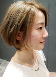 フェミニンショートボブ×ミルクティーベージュ - 半個室型美容室 Sourire 九産大前店掲載