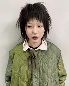 ウルフ　黒髪　デザインカラー　表参道 / 原宿 - Null 表参道本店 デザインカラー/ダブルカラー掲載