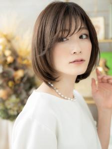 大人ハイライト艶カラーショートマッシュボブ ヘルシースタイル - COVER HAIR bliss【カバーヘア ブリス】志木/志木南口駅前店掲載