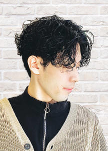 20代30代40代　黒髪パーマ【京都駅】 - ALL DAY HELLO`S 京都駅前店掲載