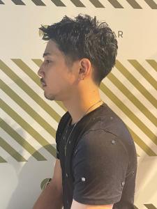 大人の刈り上げスタイル【BARBER-BAR】 - バーバーバー赤羽掲載
