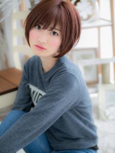 シースルー前髪ラベンダー小顔前下がりボブ　斜めバング - mod's hair【モッズヘア】越谷/越谷西口店掲載