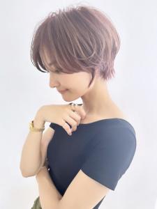 大人可愛い前髪ありのひし形マッシュショートパーマ20代30代 - &STORIES掲載