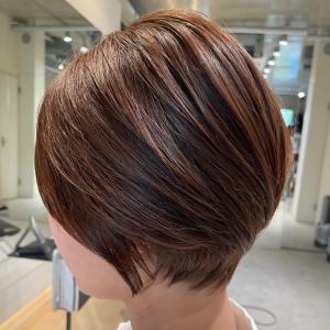 【三鷹　RISK 大橋佳菜子】柔らかい動きの前下がりショート - HAIR DESIGN RISK掲載