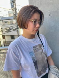 斜めバンググレージュカラーデザインカラー　シルキーベージュ　 - ARCANA 明治神宮前 表参道 原宿掲載