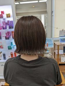 ブルーパールカラー+カット - エイムヘアメイク 舟入店掲載