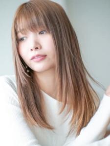三軒茶屋_レディース_ロング_ストレート_髪質改善_ベージュ - HAIR & MAKE EARTH 三軒茶屋店掲載