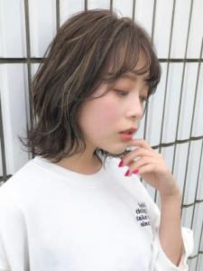 三軒茶屋_レディース_ミディアム_グレージュ_コテ巻き_ボブ - HAIR & MAKE EARTH 三軒茶屋店掲載