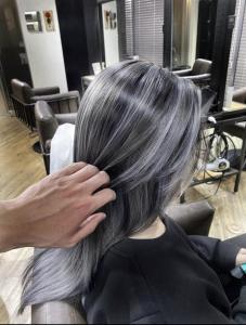 バレイヤージュ、ハイライト、デザインカラー - ARCANA 明治神宮前 表参道 原宿掲載