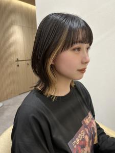 前髪カット顔まわり似合わせ外ハネくびれレイヤーミディ - GLROW掲載