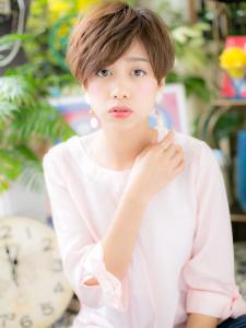 斜めバングの前下がり丸みショート　アッシュオリーブ - COVER HAIR & SPA bliss 浦和西口店【カバー ヘア アンド スパ ブリス】掲載