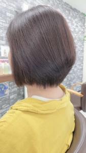   大人可愛い30代40代50代黒髪前下がりショートボブ丸み - TOP SHAPE掲載