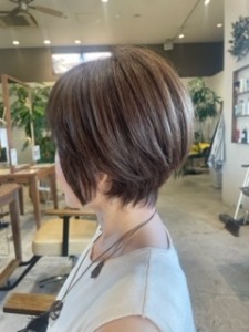 ステップボーンカットショートスタイルボブスタイル - DAM hair garden掲載