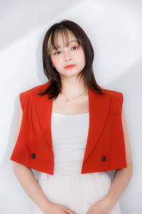 前髪インナーカラー×ナチュラル外はね - Keyco掲載