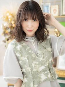 ゆるふわ大人ガーリー小顔レイヤーミディアム グレージュカラー - COVER HAIR bliss 大宮西口店【カバー ヘア ブリス】掲載