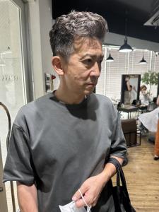束感ショート　波巻き　ハイライト マッシュパーマ - ARCANA 明治神宮前 表参道 原宿掲載