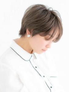 三軒茶屋_レディース_ショート_グレージュ_ハイトーン_小顔 - HAIR & MAKE EARTH 三軒茶屋店掲載