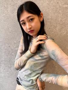 三軒茶屋_レディース_セミロング_ストレート_ブラック_小顔 - HAIR & MAKE EARTH 三軒茶屋店掲載