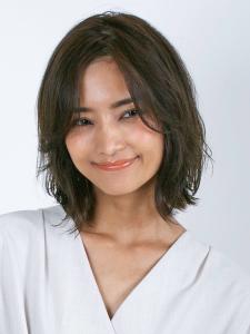 三軒茶屋_レディース_ミディアム_グレージュ_コテ巻き_ボブ - HAIR & MAKE EARTH 三軒茶屋店掲載
