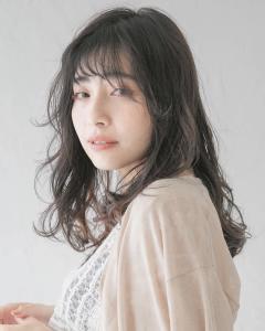 三軒茶屋_レディース_ロング_ブラック_コテ巻き_パーマ_ - HAIR & MAKE EARTH 三軒茶屋店掲載