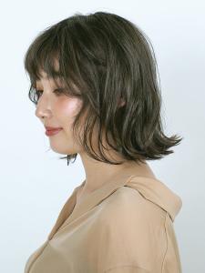 三軒茶屋_レディース_オリーブベージュ_コテ巻き_ボブ_小顔 - HAIR & MAKE EARTH 三軒茶屋店掲載